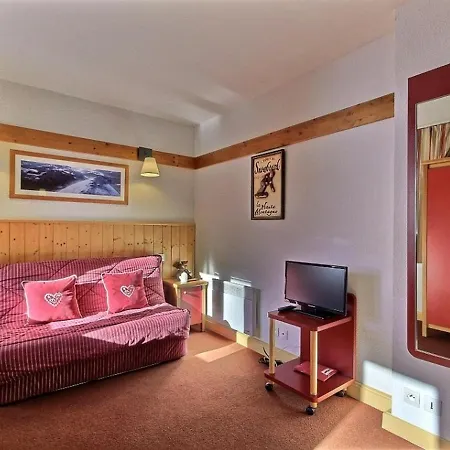 Apartment Studio-cabine 4 Pers, Proche Pistes Et Commerces, Balcon, Piscine, 3 Cristaux Paradiski - Fr-1-455-27 *